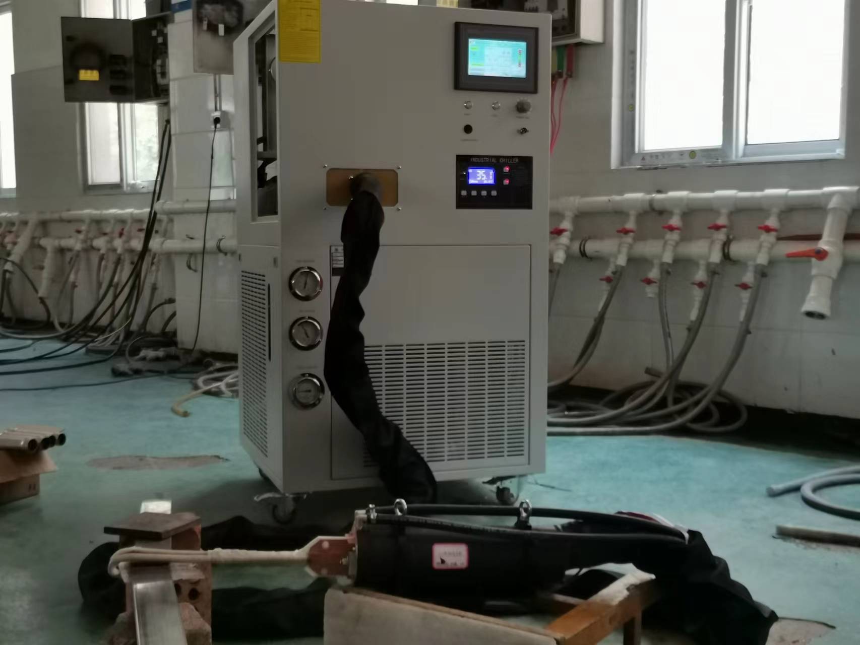 Handheld portable Coaxial transformer (HHT)