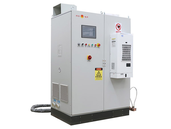 Машины индукционного нагрева мощностью 80 кВт и 250 кВт для термообработки металлических поверхностей, таких как валы, кольца ступиц и стальные прутки
