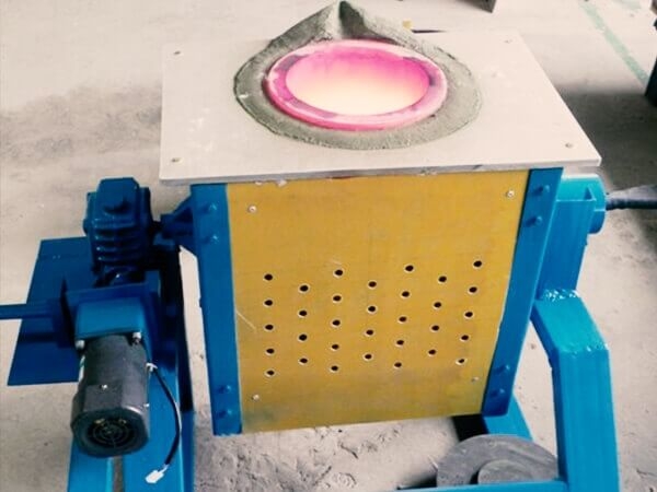 Energy-saving Smelting furnace